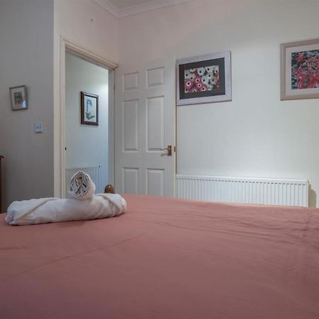 Arcadia - 1 Bedroom Apartment - Tenby Extérieur photo