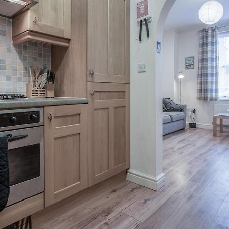Arcadia - 1 Bedroom Apartment - Tenby Extérieur photo