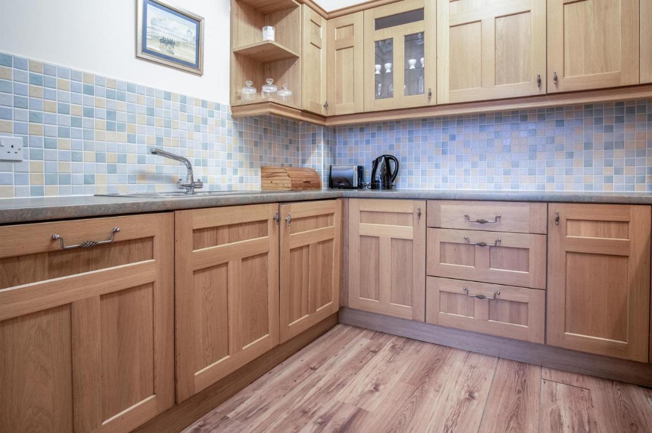Arcadia - 1 Bedroom Apartment - Tenby Extérieur photo