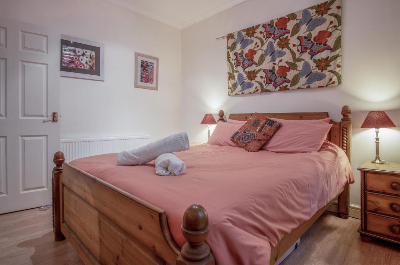 Arcadia - 1 Bedroom Apartment - Tenby Extérieur photo